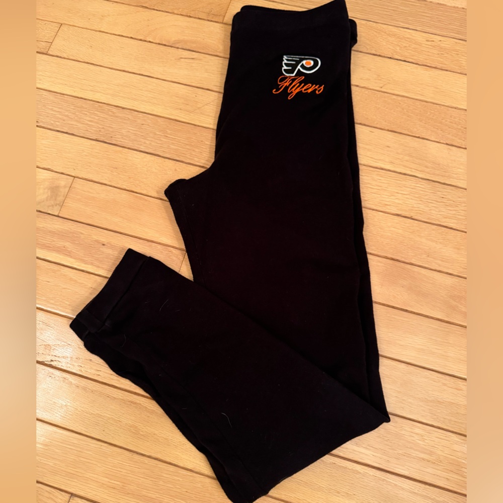 Flyers Size XL Black Pull-On lightweight leggings Cotton/Poly/Spandex Blend. EUC
